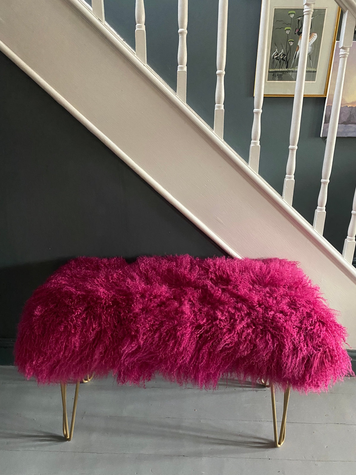 MAGENTA Mongolian Bench