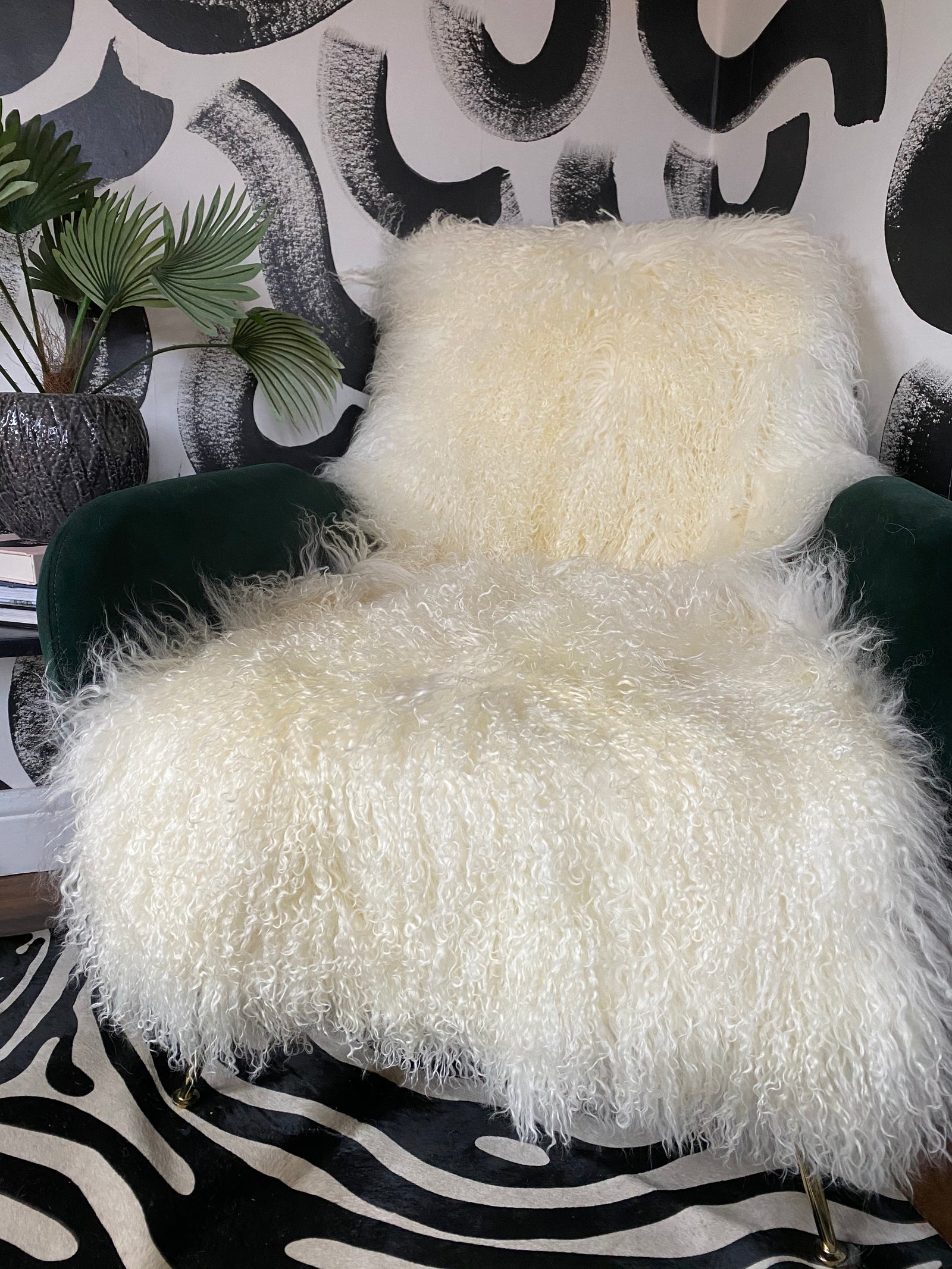 natural white Mongolian Sheepskin