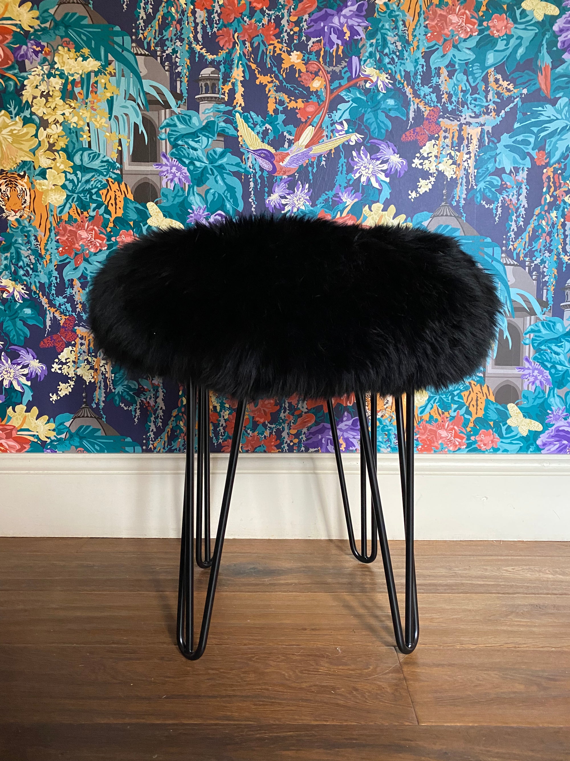 sheepskin stool with 4 legs 
