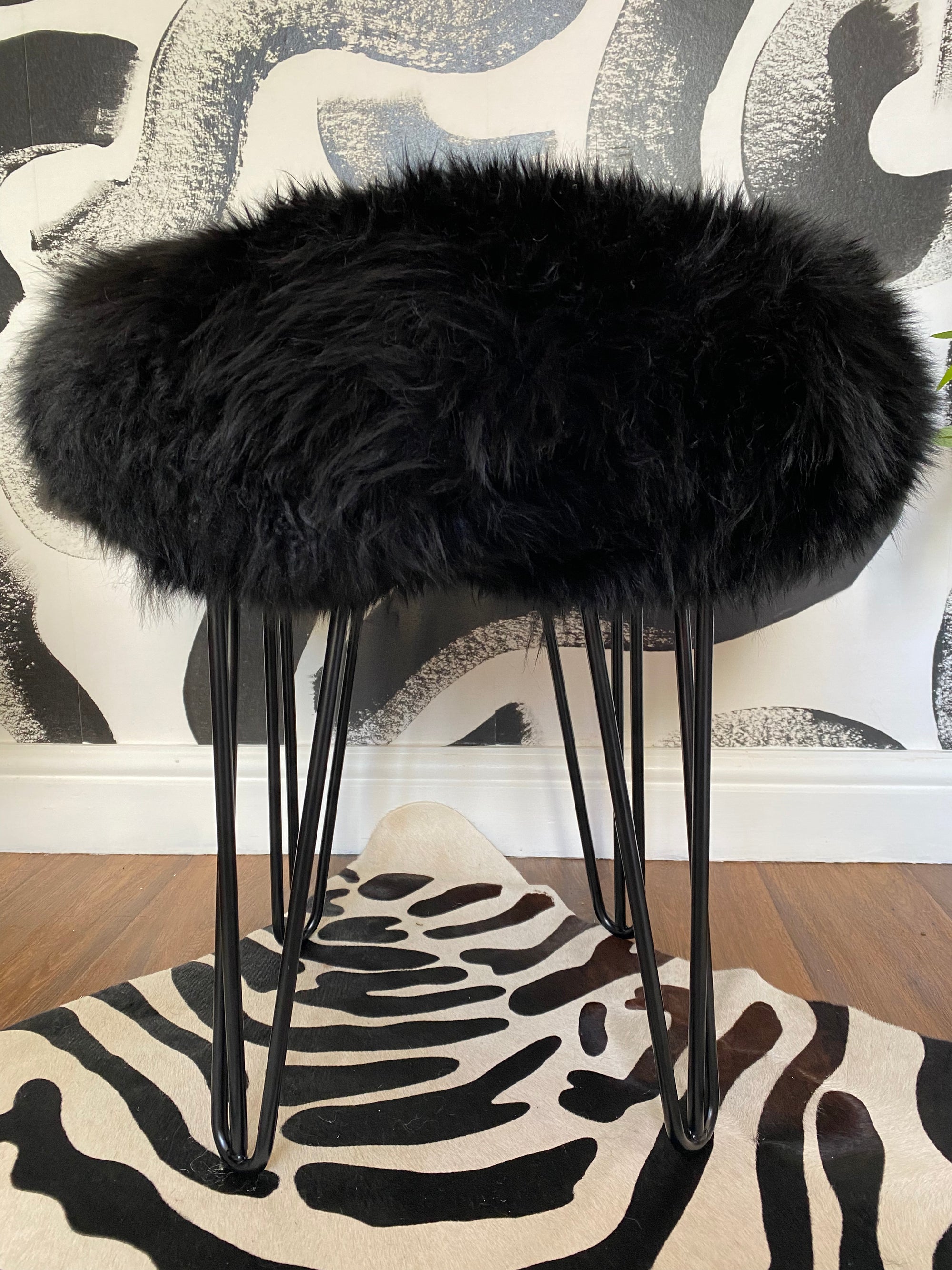 sheepskin stool with 4 legs 