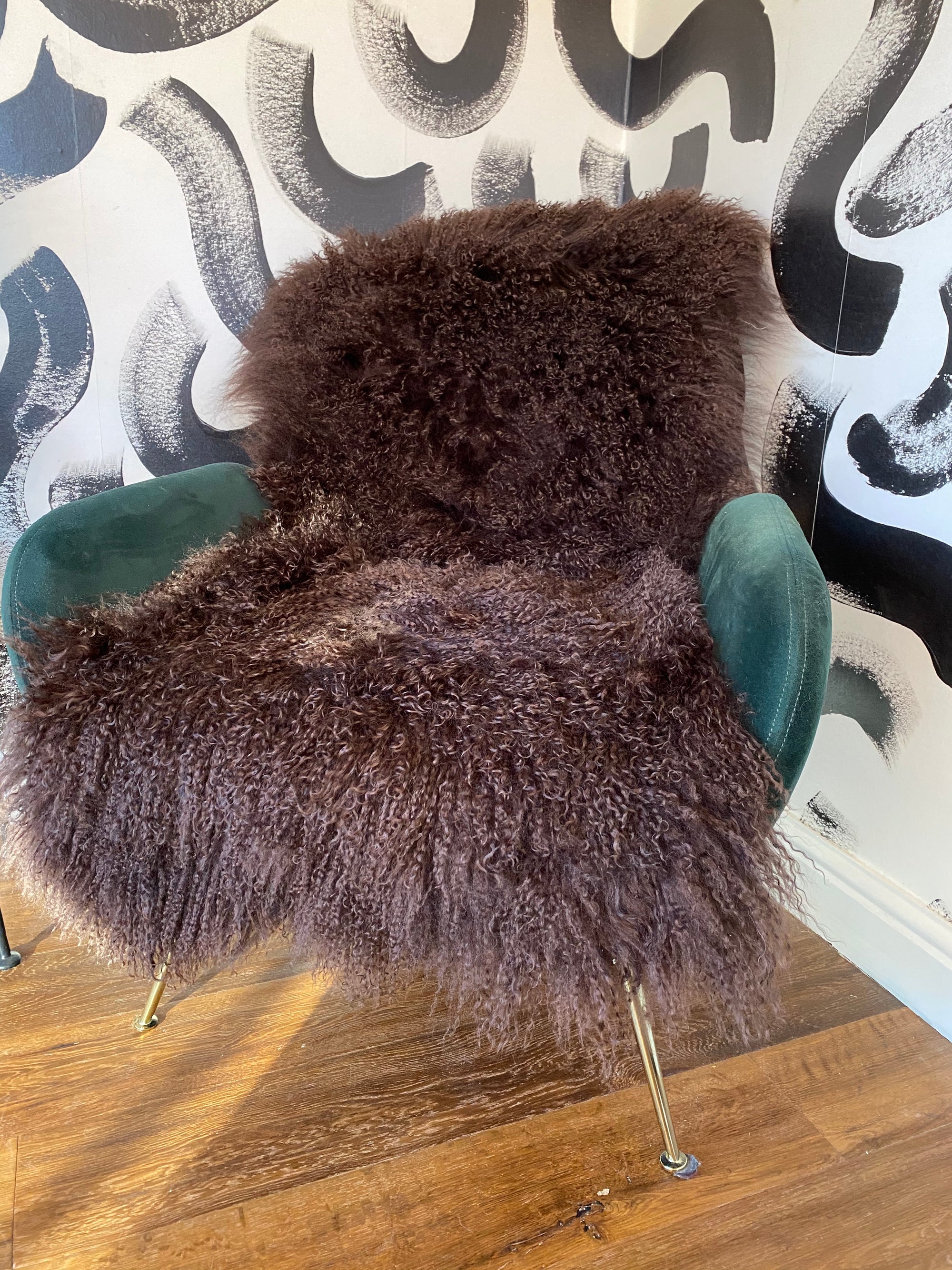 Mocha Mid Brown Mongolian sheepskin throw 